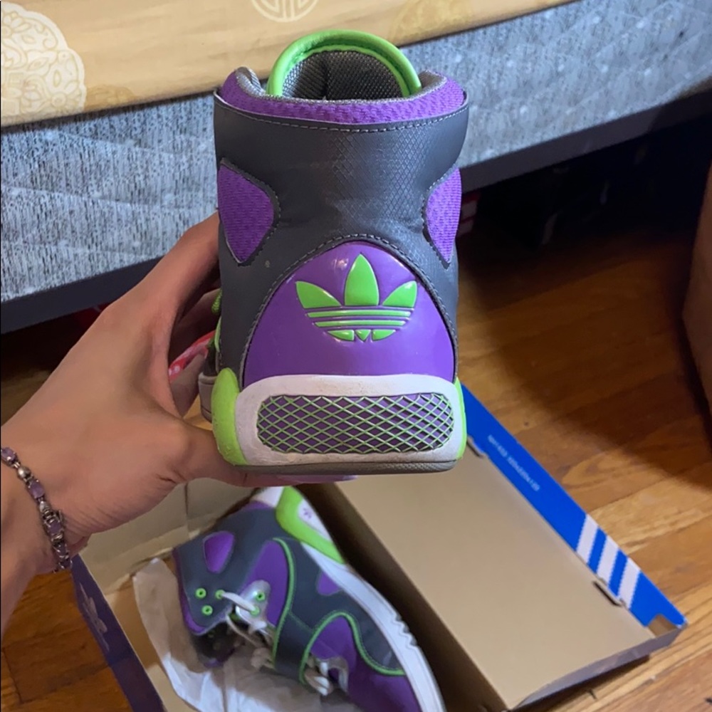 Adidas Roundhouse mids - Picture 4 of 4
